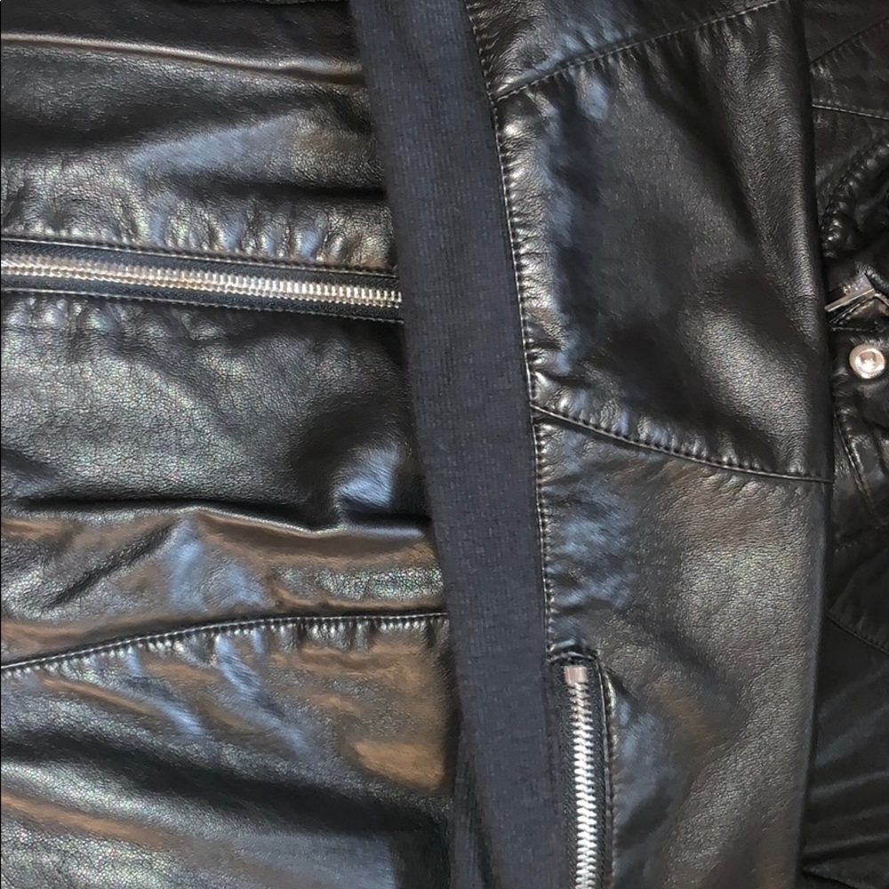 Lightweight black jacket - Picture 3 of 8